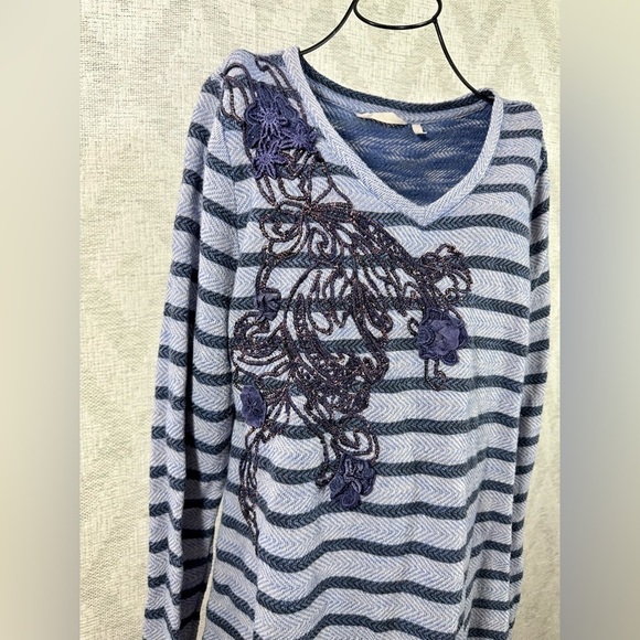 Soft Surroundings Syrah blue striped embroidered long sleeve size L - Picture 3 of 8